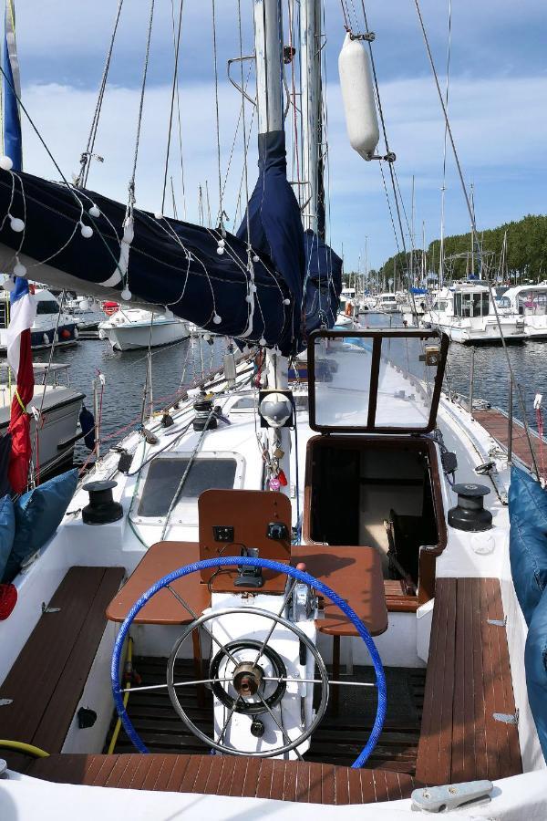 Bateau Watson Accueillant & Chaleureux Hotell Ouistreham Exteriör bild